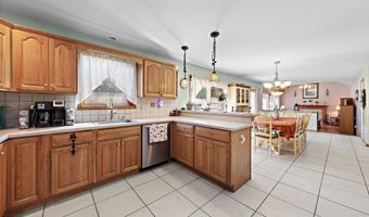 453 Andrew Ave, Bayville, NJ 08721