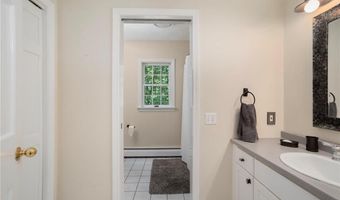 4 Stonecarry Way, East Greenwich, RI 02818