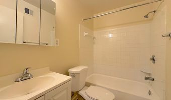 4675 LOGSDON Dr, Annandale, VA 22003