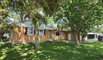 1713 S Shore Dr, Albert Lea, MN 56007