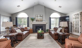 2306 E SIENNA Way, Appleton, WI 54913
