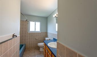 8 Williams Ave, Amityville, NY 11701