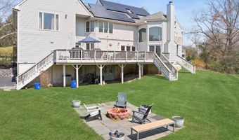 25 CARSDALE Dr, Belle Mead, NJ 08502