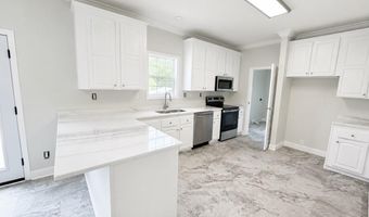 103 Wheeler Rd, Camden, SC 29020