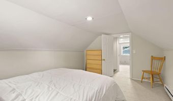 39 Eldorado St, Cranston, RI 02910