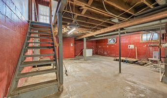 308 E 38th St, Anderson, IN 46013