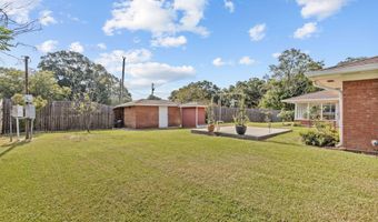 1215 N State St, Abbeville, LA 70510