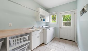2089 Whispering Oaks Dr NE, Alexandria, MN 56308