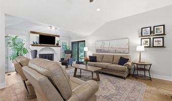 13901 Leavenworth Rd, Basehor, KS 66007