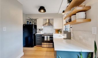 10 Vista Sq NW, Atlanta, GA 30327