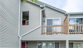 10 East St 207, Cranston, RI 02920