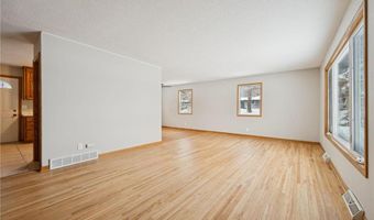 540 156th Ln NW, Andover, MN 55304