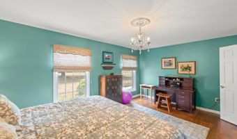 317 STRAWBERRY Ln, Augusta, WV 26704