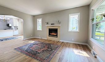 1415 W WASHINGTON St, Appleton, WI 54914