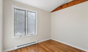 400 Schooner Ave, Jamestown, RI 02835