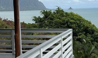 47-392 Mawaena St, Kaneohe, HI 96744