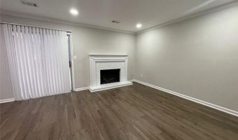 3176 Shadow Walk Ln, Tucker, GA 30084