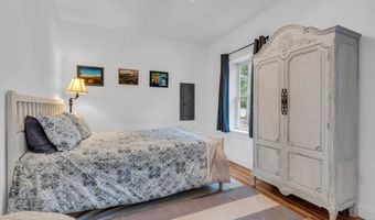 127 Oakland Ave, Atlantic Highlands, NJ 07716