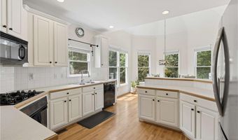 5486 Hedge Brooke Pointe Cv NW, Acworth, GA 30101