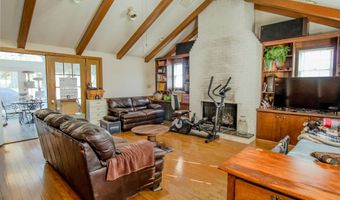 7 Mapleton Dr, Bedford, IN 47421