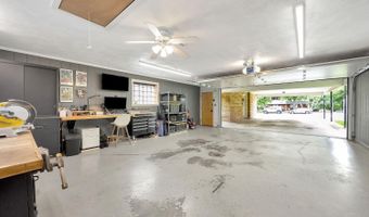 5538 Silverpoint Dr, Cincinnati, OH 45247