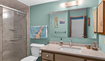 120 Summit Beach Dr, Algoma, WI 54201