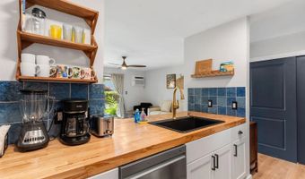 1299 ULUNIU Rd C105, Kihei, HI 96753