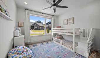 318 Avery Trail Dr, Arden, NC 28704