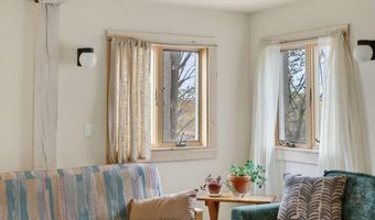 3 York St, Augusta, ME 04330