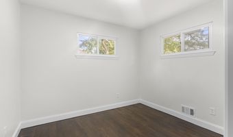 28 Anchorage Blvd, Bayville, NJ 08721