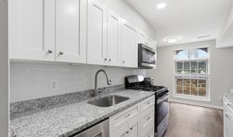 8314 TOBIN Rd T3, Annandale, VA 22003