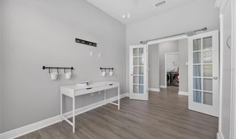 7322 PARADISO Dr, Apollo Beach, FL 33572