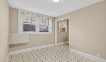 1820 SWANN St NW #2, Washington, DC 20009
