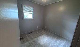 715 N Johnson St, Ada, OH 45810