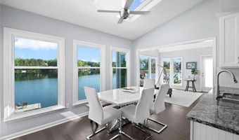 6430 Spinnaker Ln, Alpharetta, GA 30005
