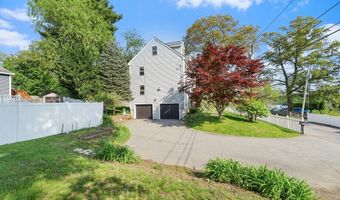 9 Rhodes St, Billerica, MA 01821