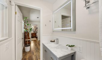 492 Herbert St, Ashland, OR 97520