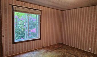 1616 Acworth Rd, Charlestown, NH 03603