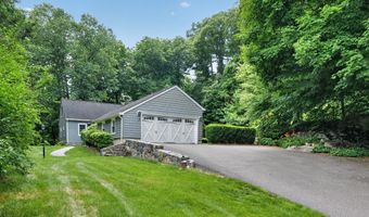 37 N Pleasant Rise, Brookfield, CT 06804