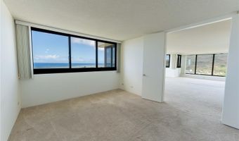 250 Kawaihae St 15B, Honolulu, HI 96825