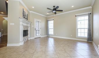 4006 Edgewater Dr, Benton, AR 72109