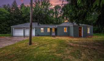 7058 Fillmore St, Allendale, MI 49401