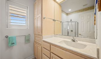 130 Bay Harbor Dr 4, Aransas Pass, TX 78336
