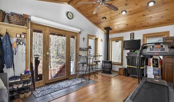 49 Birkdale Rd, Bedford, NH 03110