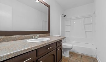 4624 Parkoaks Dr #6, Baton Rouge, LA 70816