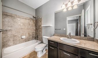 5610 Arbor Chase Dr, Ann Arbor, MI 48103