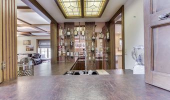 1521 Secretariat Ln, Indianapolis, IN 46217