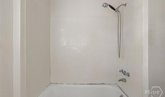1948 Cokesbury Dr, Savannah, GA 31406