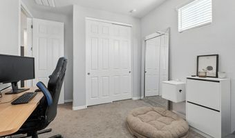 733 W FLINTLOCK Way, Chandler, AZ 85286