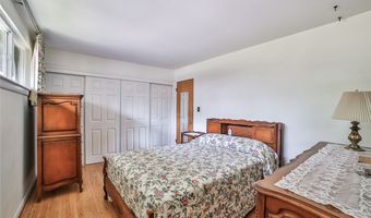 26 Devon Ln, Amherst, NY 14221